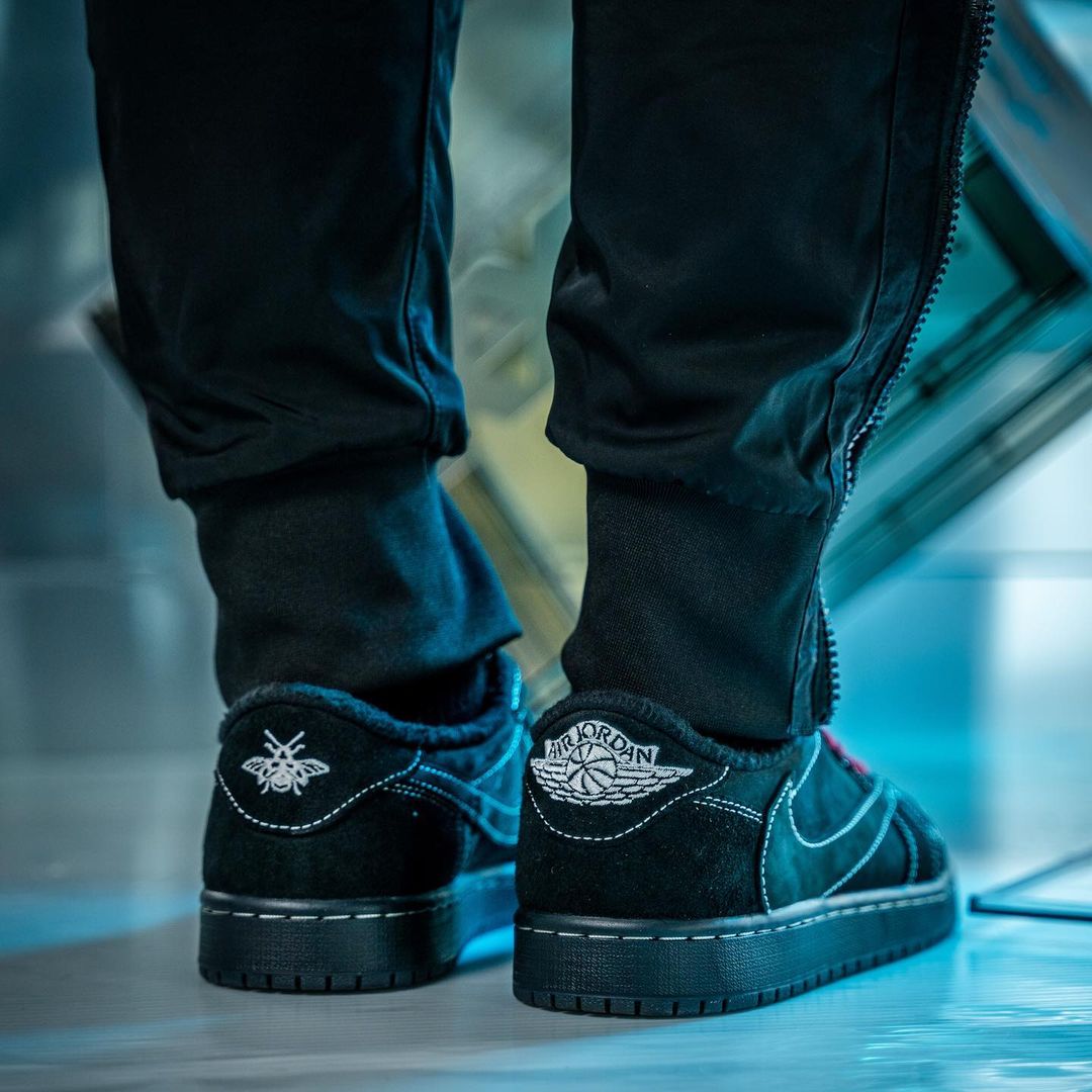 【国内 12/15 発売】トラビス・スコット × ナイキ エア ジョーダン 1 ロー OG “ブラック/ファントム” (TRAVIS SCOTT NIKE AIR JORDAN 1 LOW OG “Black/Phantom”) [DM7866-001]