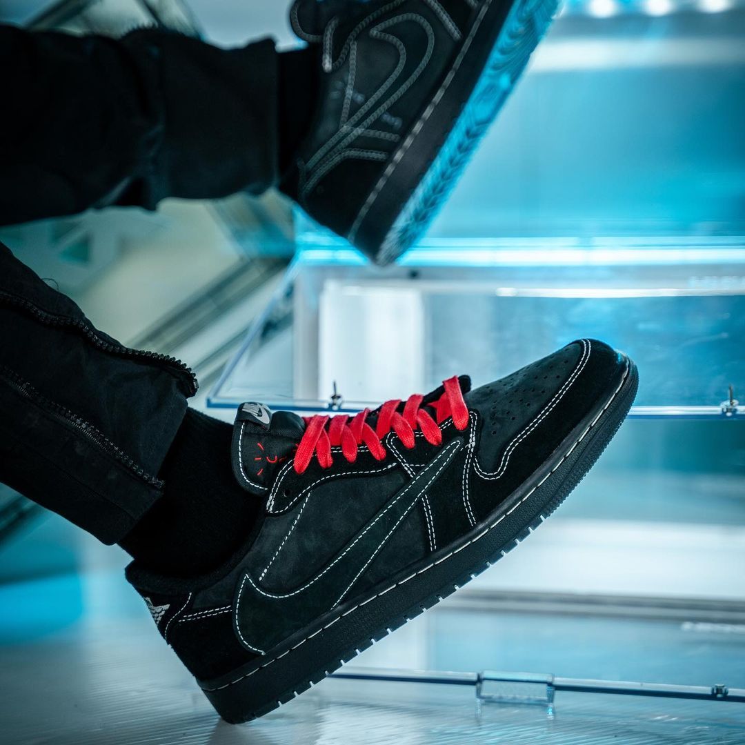 【国内 12/15 発売】トラビス・スコット × ナイキ エア ジョーダン 1 ロー OG “ブラック/ファントム” (TRAVIS SCOTT NIKE AIR JORDAN 1 LOW OG “Black/Phantom”) [DM7866-001]