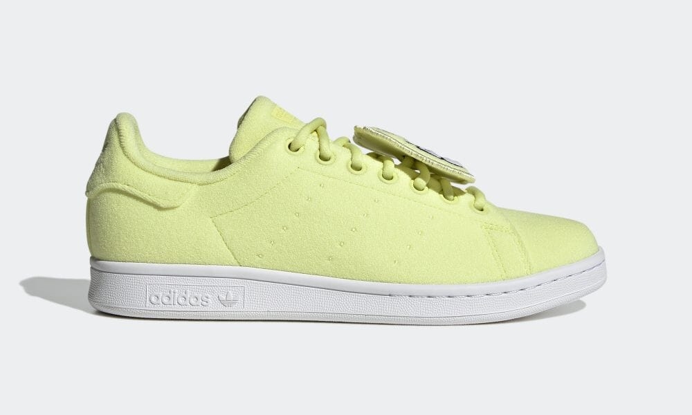 【国内 5/9 発売】リサイクル素材を使いグラフィックオーバーレイを施した adidas Originals STAN SMITH “Pulse yellow” (アディダス オリジナルス スタンスミス “パルスイエロー”) [GX8553]