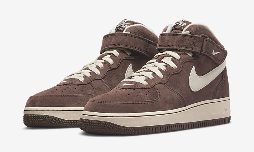 【国内 6/9 発売】ナイキ エア フォース 1 07 ミッド QS “チョコレート” (NIKE AIR FORCE 1 07 MID QS “Chocolate”) [DM0107-200]