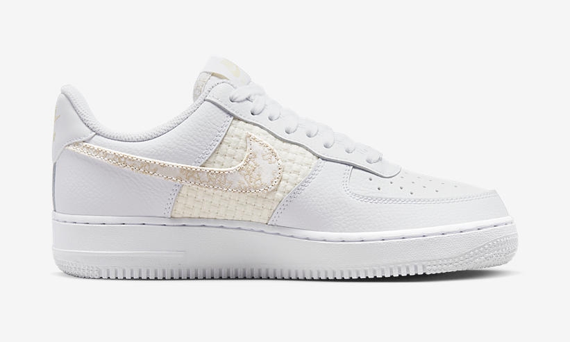 【国内 7/1 発売】ナイキ エア フォース 1 ロー “フラワースウッシュ/ホワイト/ゴールド” (NIKE AIR FORCE 1 LOW “Flower Swoosh/White/Gold”) [DO9458-100]