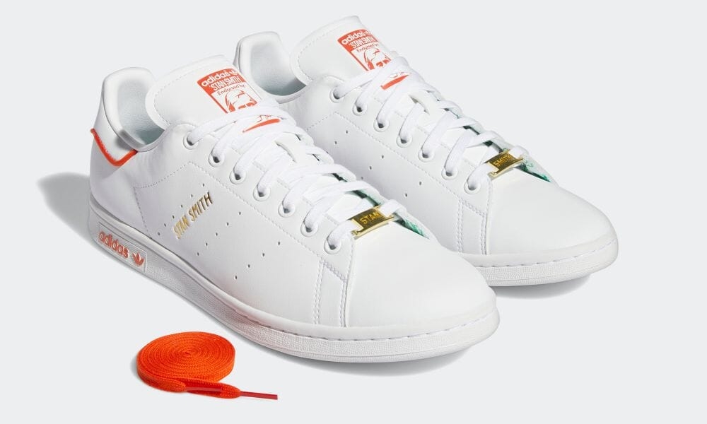 【国内発売予定】シューレースにゴールドカラーのチャームを添えた贅沢な adidas Originals STAN SMITH “White/Gold” (アディダス オリジナルス スタンスミス “ホワイト/ゴールド”) [GW0488]