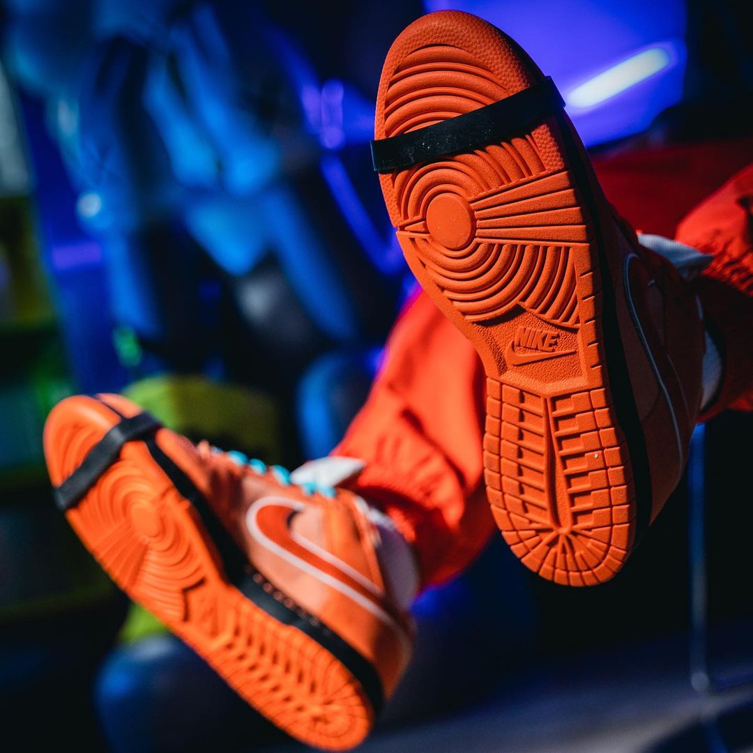 【国内 2/28 発売】コンセプツ × ナイキ SB ダンク ロー “オレンジロブスター” (Concepts NIKE SB DUNK LOW “Orange Lobster”) [FD8776-800]