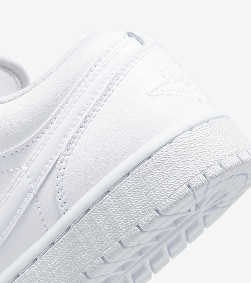 【国内 9/14 発売】ナイキ エア ジョーダン 1 ロー “トリプルホワイト” (NIKE AIR JORDAN 1 LOW “Triple White”) [DV0990-111]