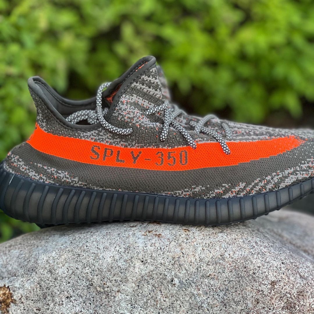 adidas 2023SS YEEZY BOOST 350 V2 Carbon Beluga HQ7045 アディダス イージーブースト350 カーボンベル—ガ ローカットスニーカー グレー サイズUS10(28cm)【230721】【新古品】【me04】