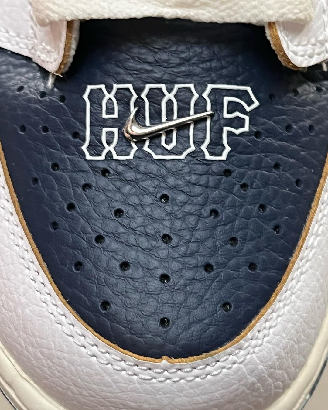 【国内 12/12 発売】HUF x NIKE SB DUNK LOW (ハフ ナイキ SB ダンク ロー) [FD8775-001/FD8775-100]