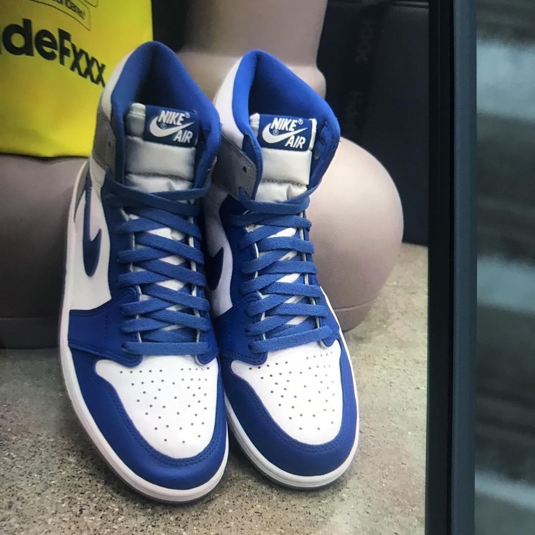 【国内 1/14 発売】ナイキ エア ジョーダン 1 ハイ OG “トゥルーブルー” (NIKE AIR JORDAN 1 HIGH OG “True Blue”) [DZ5485-410]