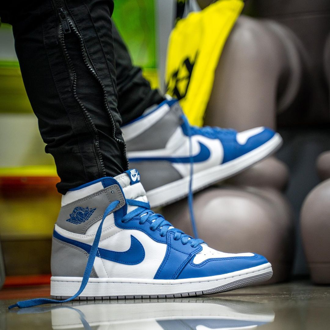 【国内 1/14 発売】ナイキ エア ジョーダン 1 ハイ OG “トゥルーブルー” (NIKE AIR JORDAN 1 HIGH OG “True Blue”) [DZ5485-410]