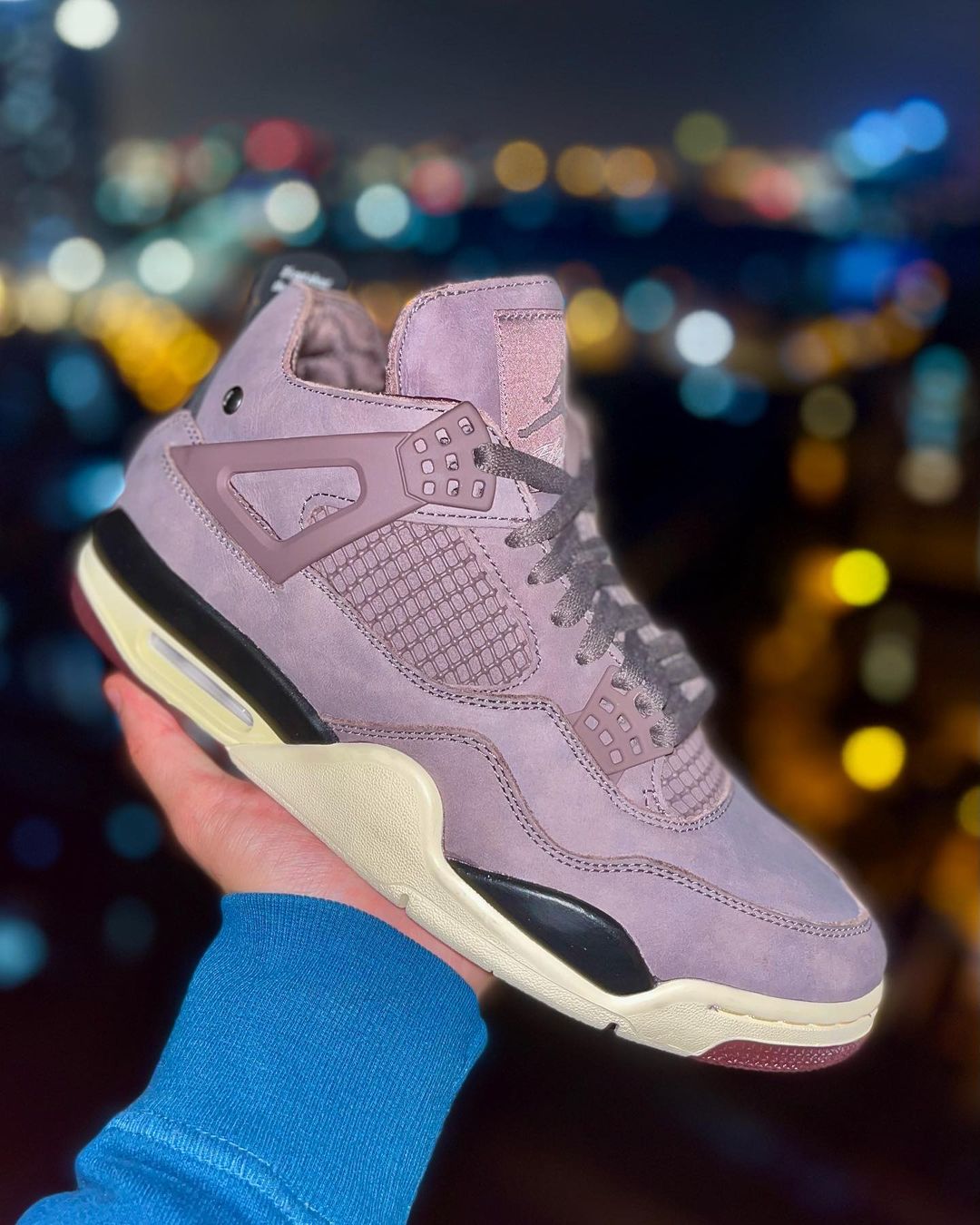 【国内 12/13 発売】A Ma Maniére × NIKE AIR JORDAN 4 “Violet One” (ア マ マニエール ナイキ エア ジョーダン 4 “バイオレットワン”) [DV6773-220]