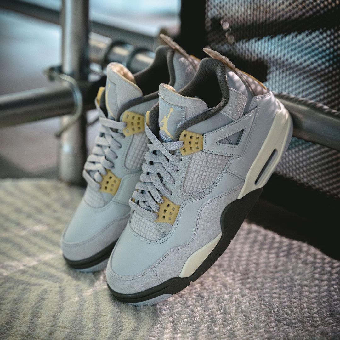 Nike Air Jordan 4 Retro SE "Craft"