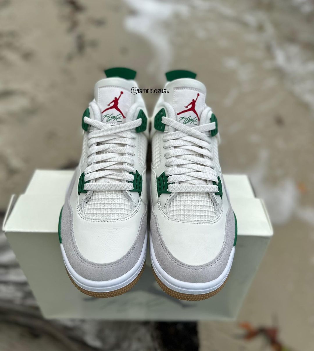 【国内 3/17、3/21 発売】NIKE SB × AIR JORDAN 4 “Sail/Pine Green” (ナイキ エア ジョーダン 4 “セイル/パイングリーン”) [DR5415-103]