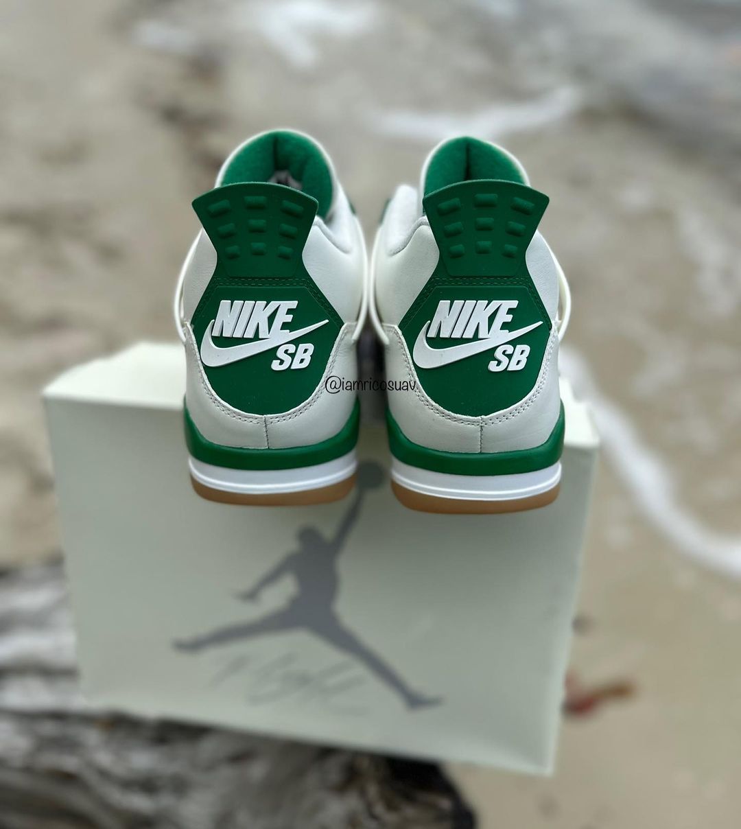 国内 3/17、3/21 発売】NIKE SB × AIR JORDAN 4 “Sail/Pine Green