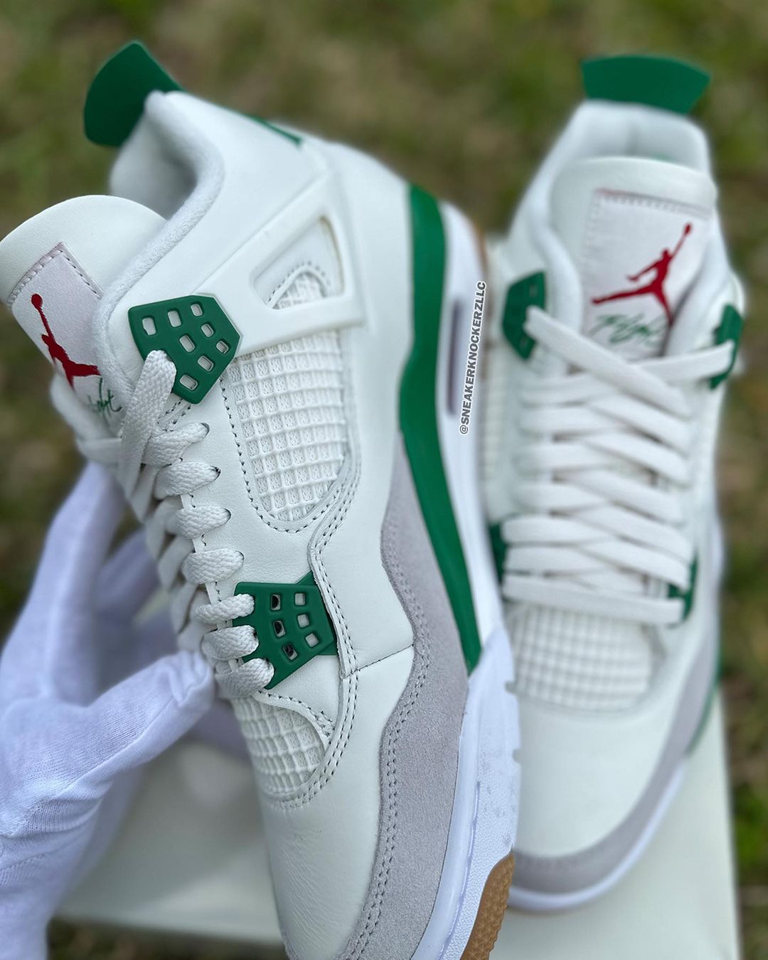 【国内 3/17、3/21 発売】NIKE SB × AIR JORDAN 4 “Sail/Pine Green” (ナイキ エア ジョーダン 4 “セイル/パイングリーン”) [DR5415-103]