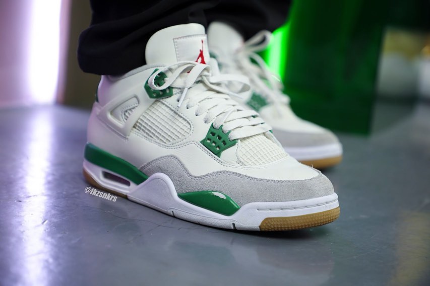 【国内 3/17、3/21 発売】NIKE SB × AIR JORDAN 4 “Sail/Pine Green” (ナイキ エア ジョーダン 4 “セイル/パイングリーン”) [DR5415-103]