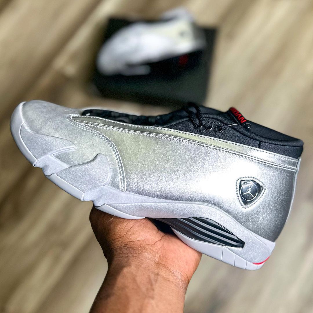 海外 3/4 発売予定！ナイキ ウィメンズ エア ジョーダン 14 ロー レトロ “メタリックシルバー” (NIKE WMNS AIR JORDAN 14 LOW RETRO “Metallic Silver”) [DH4121-060]