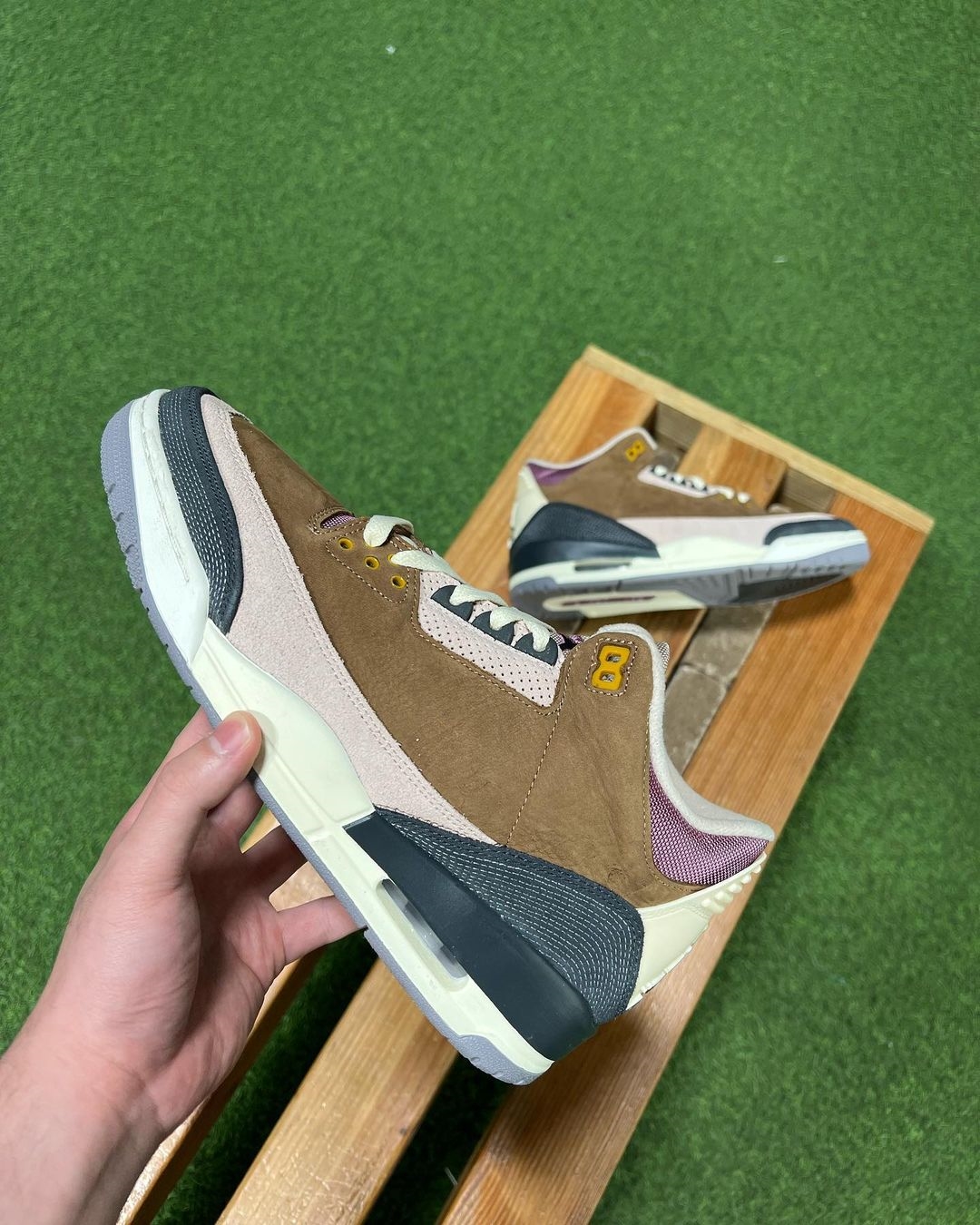 【国内 10/8 発売】ナイキ エア ジョーダン 3 SE “アーキオブラウン/ダークスモークグレー” (NIKE AIR JORDAN 3 SE “Archaeo Brown/Dark Smoke Grey”) [DR8869-200]