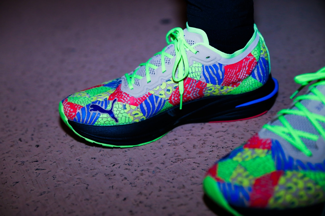 【世界300足限定】atmos × PUMA史上最高傑作のランニングシューズ「PUMA DEVIATE NITRO atmos」が国内 6/7 発売 (アトモス プーマ)