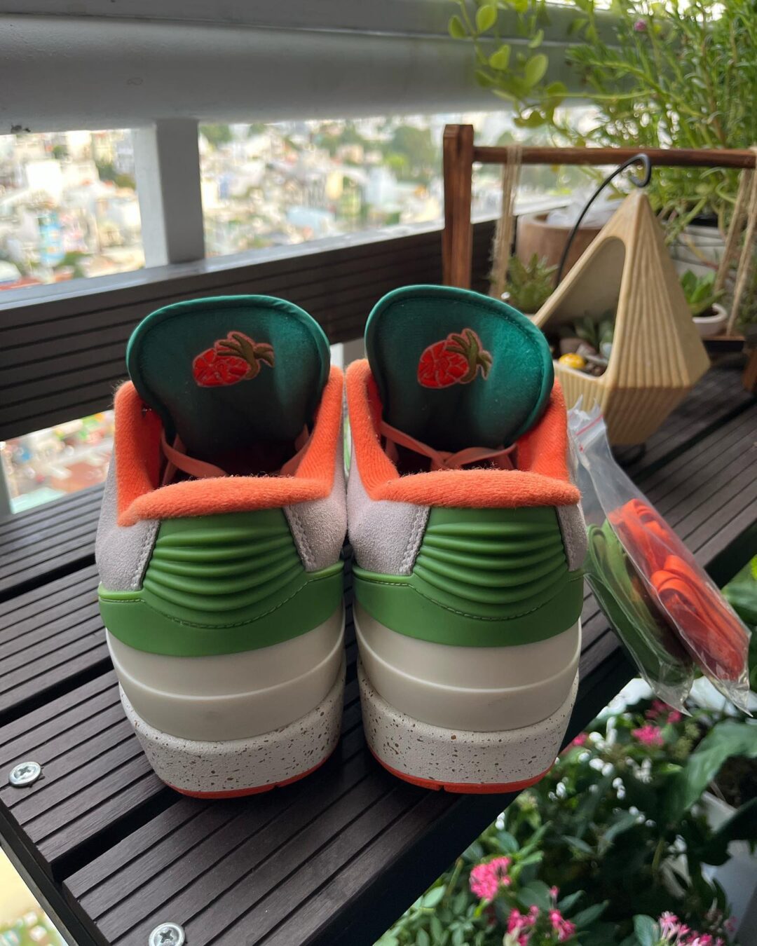 【国内 10/21 発売】Titan × NIKE WMNS AIR JORDAN 2 LOW “White/Green/Orange” (タイタン ナイキ ウィメンズ エア ジョーダン 2 ロー “ホワイト/グリーン/オレンジ”) [DV6206-183]