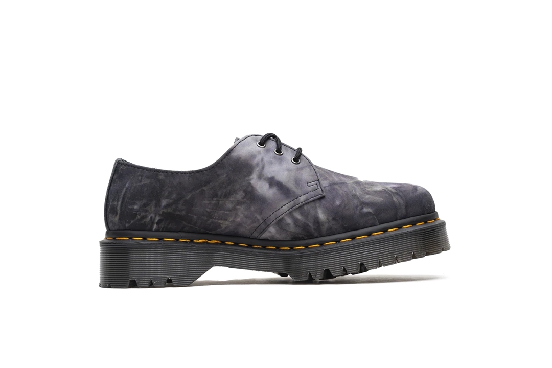 Dr. Martens x PLEASURES 1461 Bex “Black/White Tie Dye” (ドクターマーチン プレジャーズ)