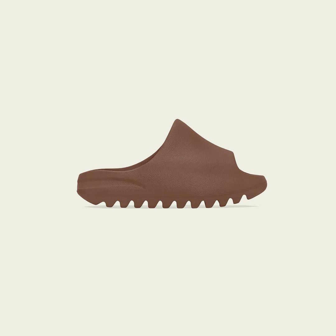 【2024年 リストック】adidas Originals YEEZY SLIDE “Flax” (アディダス オリジナルス イージー スライド “フラックス”) [FZ5896]