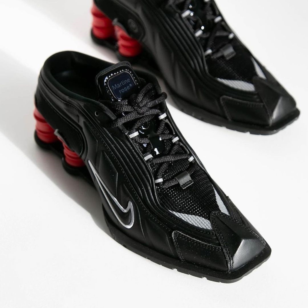 【国内 7/14 発売】NIKE x MARTINE ROSE SHOX MR4 “Black/White” (ナイキ マーティン・ローズ ショックス “ブラック/ホワイト”) [DQ2401-001/DQ2401-100]