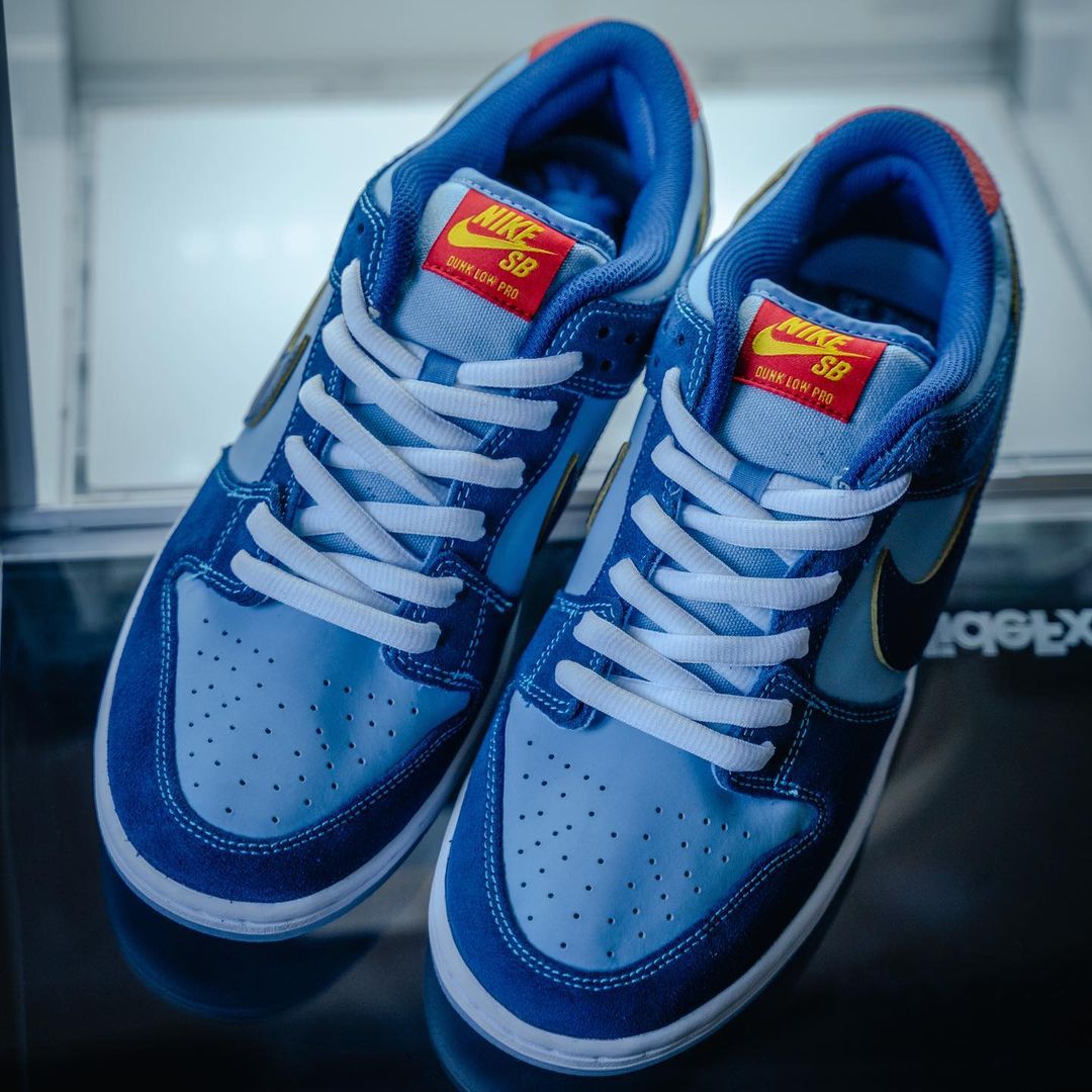 国内 11/10 発売】Why So Sad? x NIKE SB DUNK LOW (ワイ ソー サッド ...