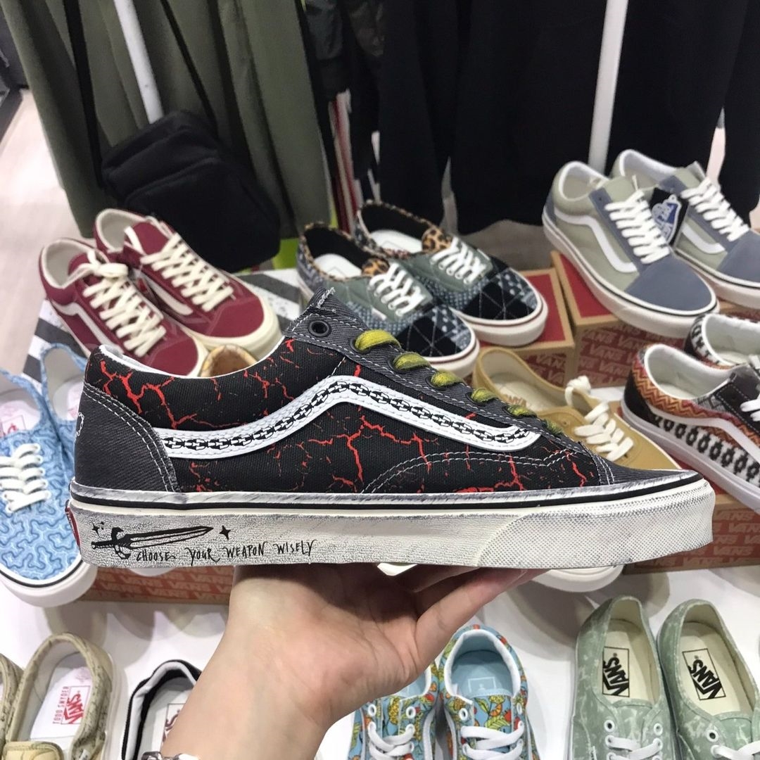 【国内 8/26 発売】VANS × Stranger Things (バンズ ストレンジャー・シングス)