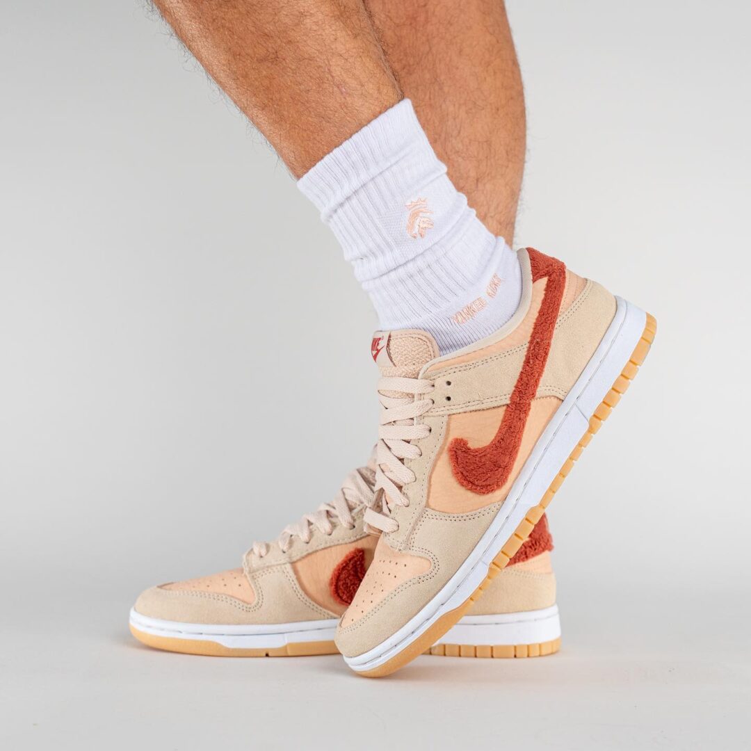 2022年 発売予定！ナイキ ウィメンズ ダンク ロー “テリースウッシュ/シマー” (NIKE WMNS DUNK LOW “Terry Swoosh/Shimmer”) [DZ4706-200]