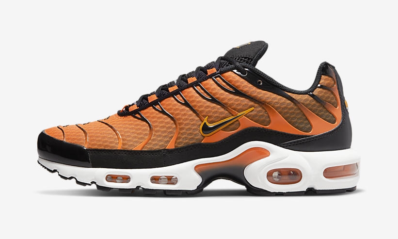 ナイキ エア マックス プラス “セフティオレンジ/ユニバーシティゴールド” (NIKE AIR MAX PLUS “Safety Orange/University Gold”) [DM0032-800]