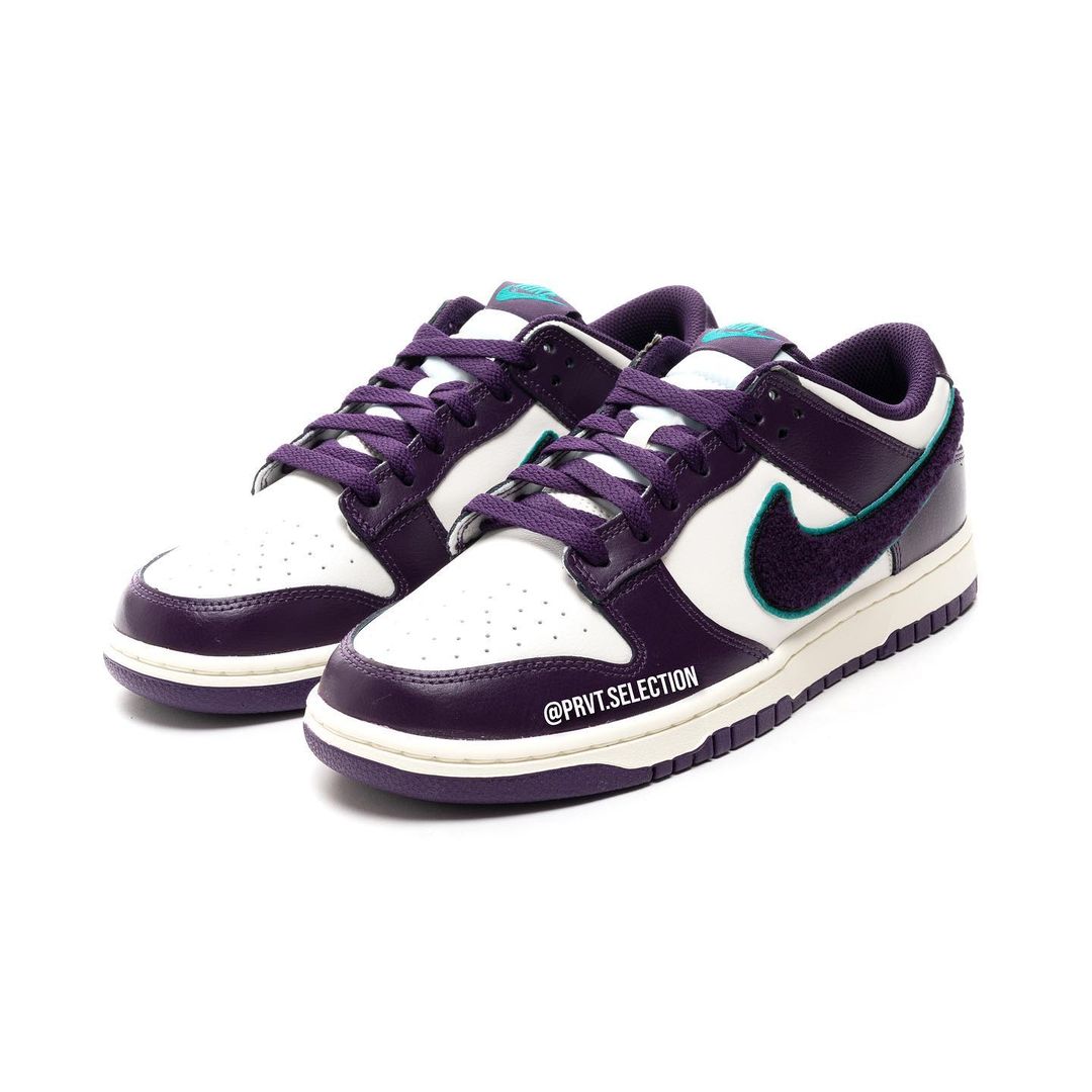 【国内 9/22 発売】ナイキ ダンク ロー “シェニールスウッシュ/ホワイト/パープル” (NIKE DUNK LOW “Chenille Swoosh/White/Purple”) [DQ7683-100]