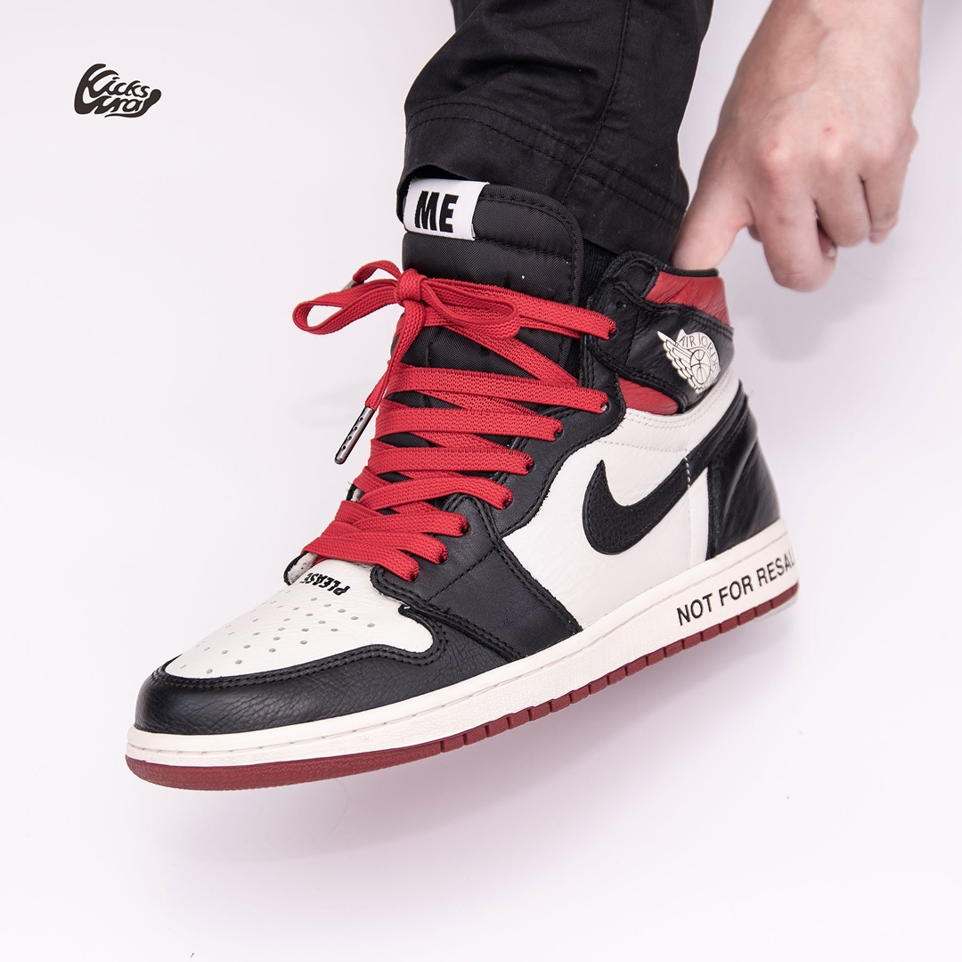 KicksWrapから脱ぎ履きし易いゴム製シューレース「Easy