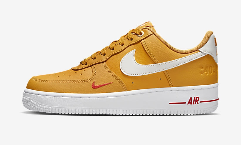 【国内 10/13 発売】ナイキ フォース 1 ロー “40周年モデル/ゴールド” (NIKE AIR FORCE 1 LOW “40th/Gold”) [DQ7582-700]