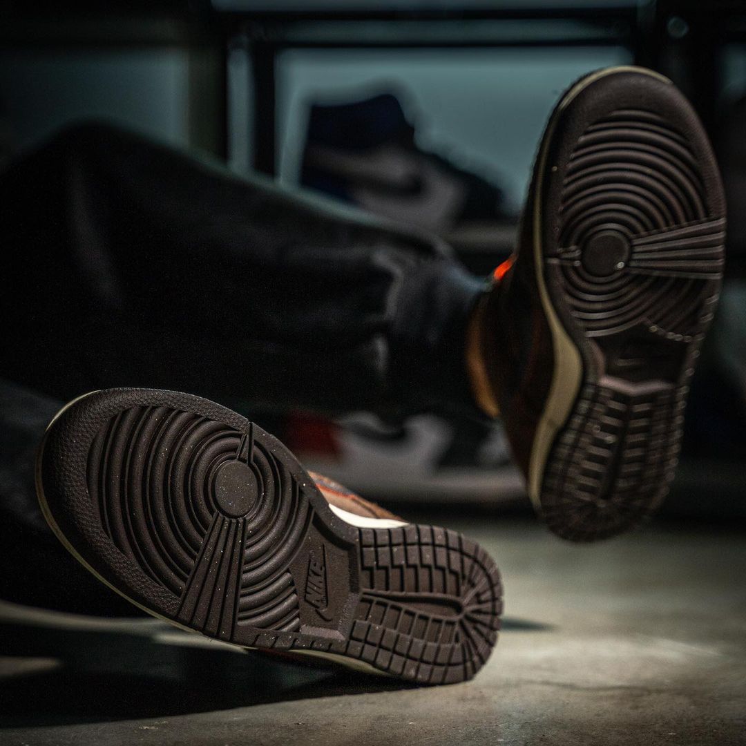 海外 8/6 発売予定！ナイキ ダンク ロー レトロ プレミアム “バロックブラウン” (NIKE DUNK LOW RETRO PREMIUM “Baroque Brown”) [DQ8801-200]