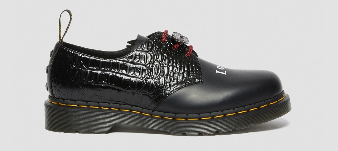 Dr. Martens × ワーナー・ブラザース名作カルト映画との