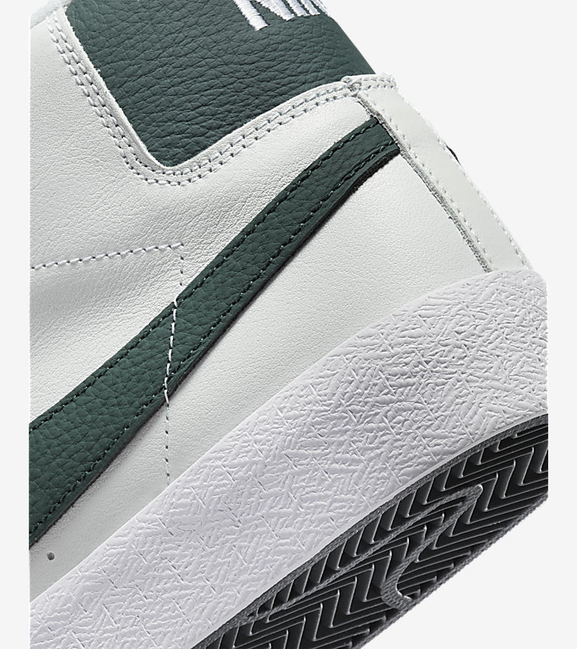 【国内 8/14 発売】ナイキ SB ズーム ブレーザー ミッド ISO “オレンジレーベル/ホワイト/ダークグリーン” (NIKE SB ZOOM BLAZER MID ISO “Orange Label/White/Dark Green”) [DR9092-100]