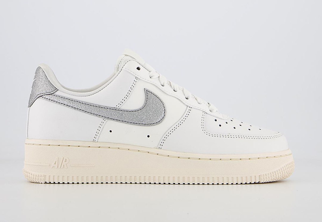 2022年 発売予定！ナイキ ウィメンズ エア フォース 1 ロー “シルバースウッシュ” (NIKE WMNS AIR FORCE 1 LOW “Silver Swoosh”) [DQ7569-100]