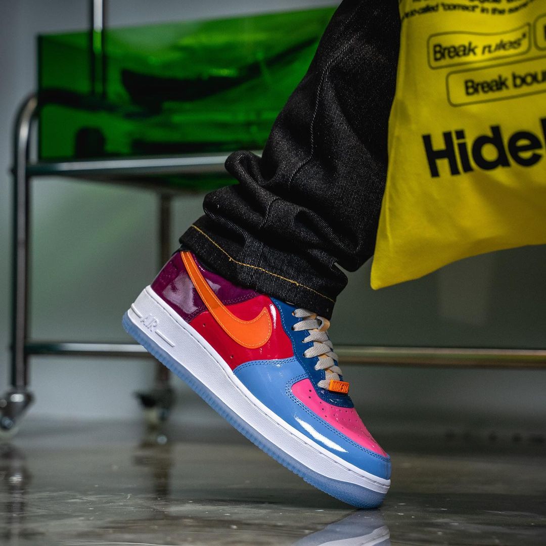 【国内 11/19、12/3 発売】UNDEFEATED × NIKE AIR FORCE 1 LOW “Multi Patent” (アンディフィーテッド ナイキ エア フォース 1 ロー “マルチパテント”) [DV5255-001/DV5255-200/DV5255-400/DV5255-500]