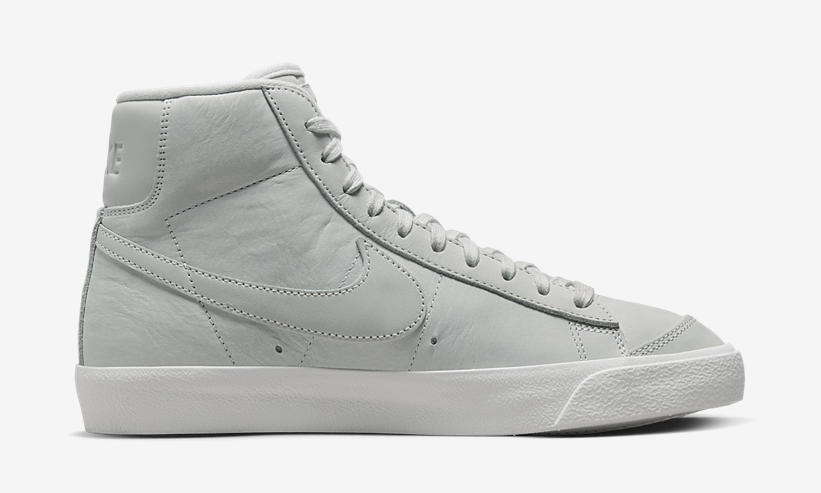 2022年 発売予定！ナイキ ブレーザー ミッド 77 LX “フォトンダスト” (NIKE BLAZER MID 77 LX “Photon Dust”) [DQ7572-001]