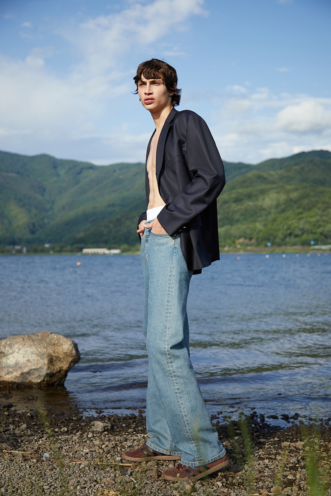 A.P.C. × EDIFICEがタッグを組んだ別注デニム3型が7/30 発売 (アーペーセー エディフィス)