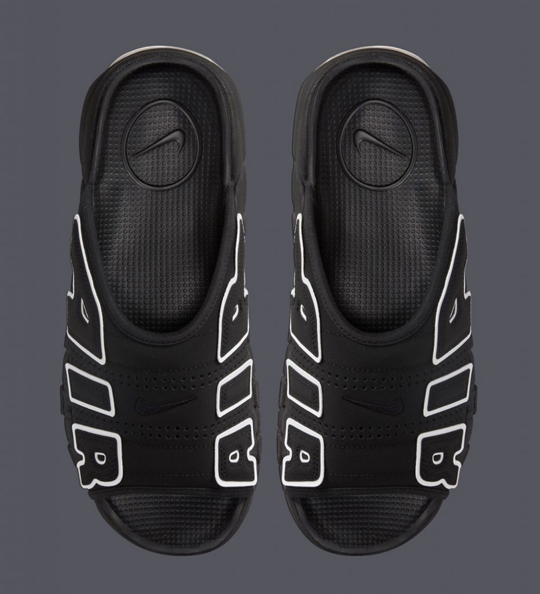 【2024年 3/14 リストック】ナイキ エア モア アップテンポ スライド “ブラック/ホワイト” (NIKE AIR MORE UPTEMPO SLIDE “Black/White”) [DV2132-001]