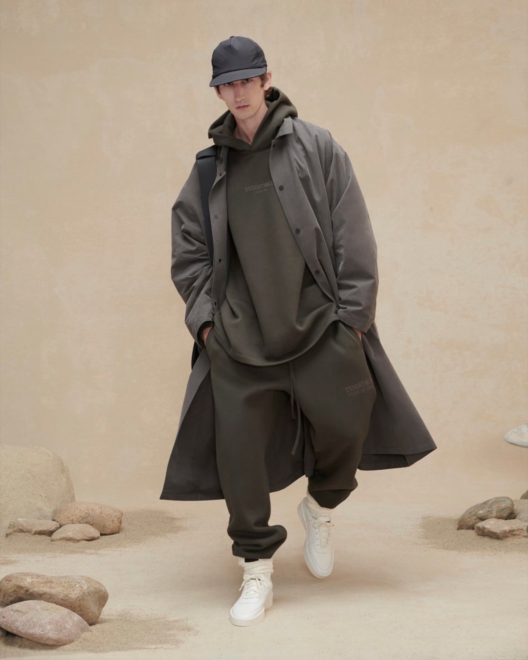 9/28、9/30 発売予定！FEAR OF GOD ESSENTIALS 2022 FALL (フィア オブ ゴッド エッセンシャルズ 2022年 秋/フォール)