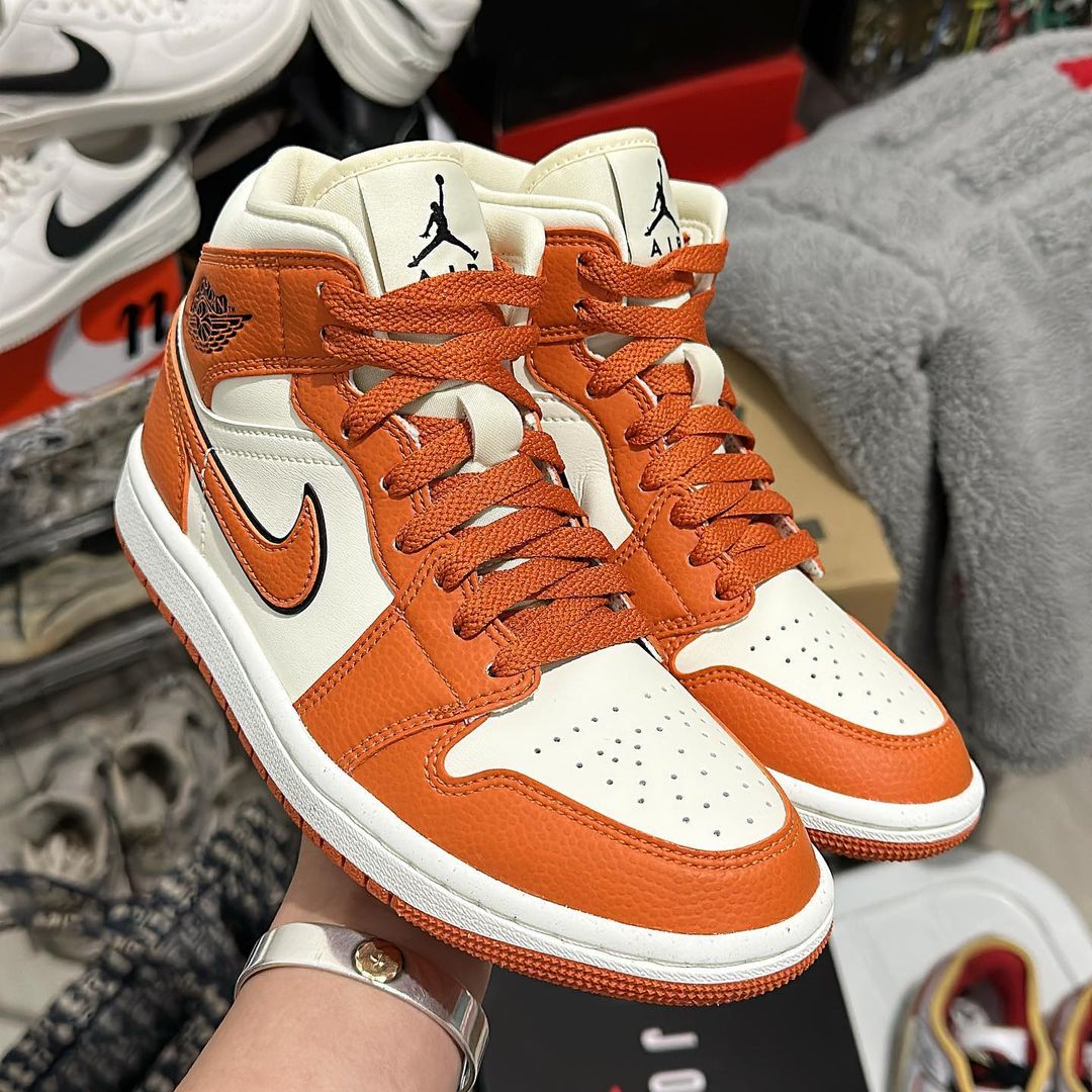 【国内 2/5 発売】ナイキ ウィメンズ エア ジョーダン 1 ミッド “シャッタード バックボード” (NIKE WMNS AIR JORDAN 1 MID “Shattered Backboard”) [DV1302-100]