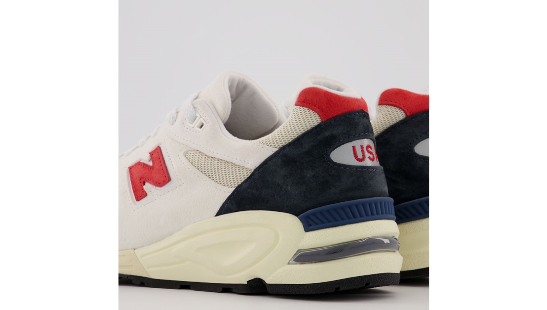 【国内 8/25、9/1 発売】New Balance M990v2 TA2 “White/Red” Made in USA (ニューバランス メイドインUSA)