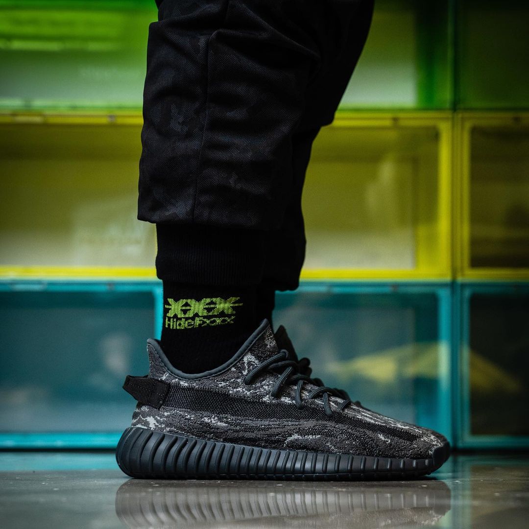 【2023年 8/16 リストック】アディダス オリジナルス イージー ブースト 350 V2 “MX ダークソルト” (adidas Originals YEEZY BOOST 350 V2 “MX Dark Salt”) [ID4811]