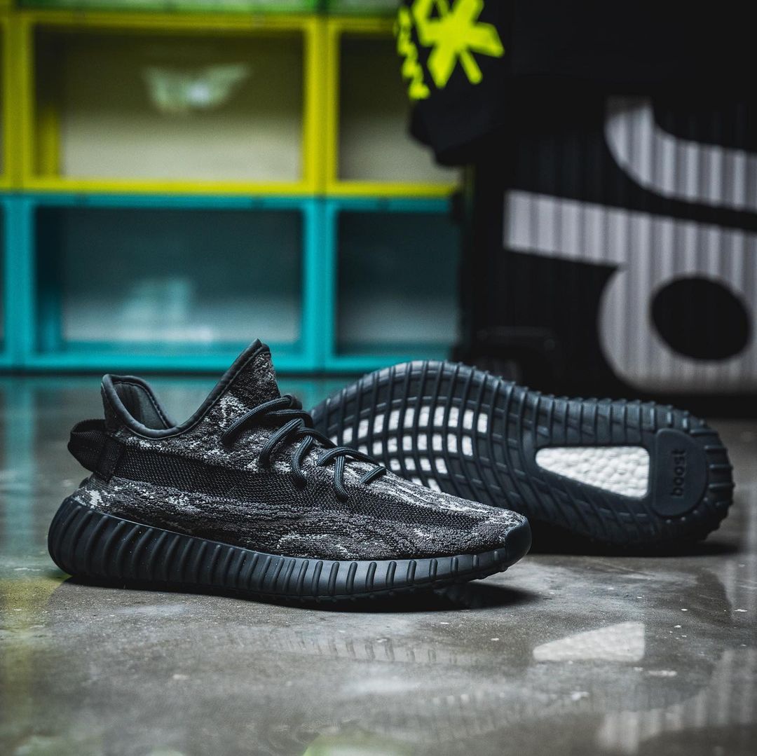 【2023年 8/16 リストック】アディダス オリジナルス イージー ブースト 350 V2 “MX ダークソルト” (adidas Originals YEEZY BOOST 350 V2 “MX Dark Salt”) [ID4811]