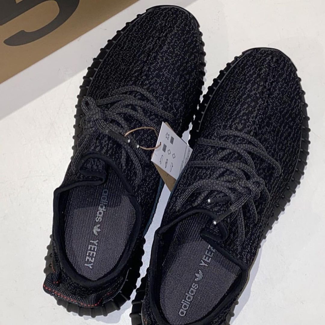 【国内 6/1 リストック】アディダス オリジナルス イージー 350 ブースト “パイレートブラック” (adidas Originals YEEZY 350 BOOST “Pirate Black”)  [BB5350]