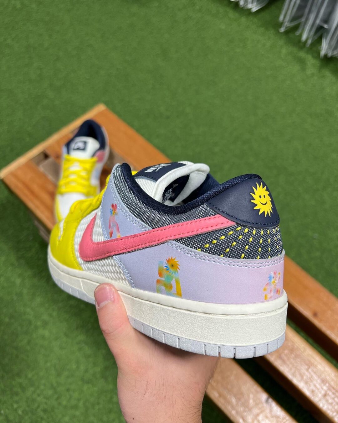 2023年モデル！ナイキ SB ダンク ロー “ビートゥルー/マルチ” (NIKE SB DUNK LOW “Be True/Multi”) [DX5933-900]