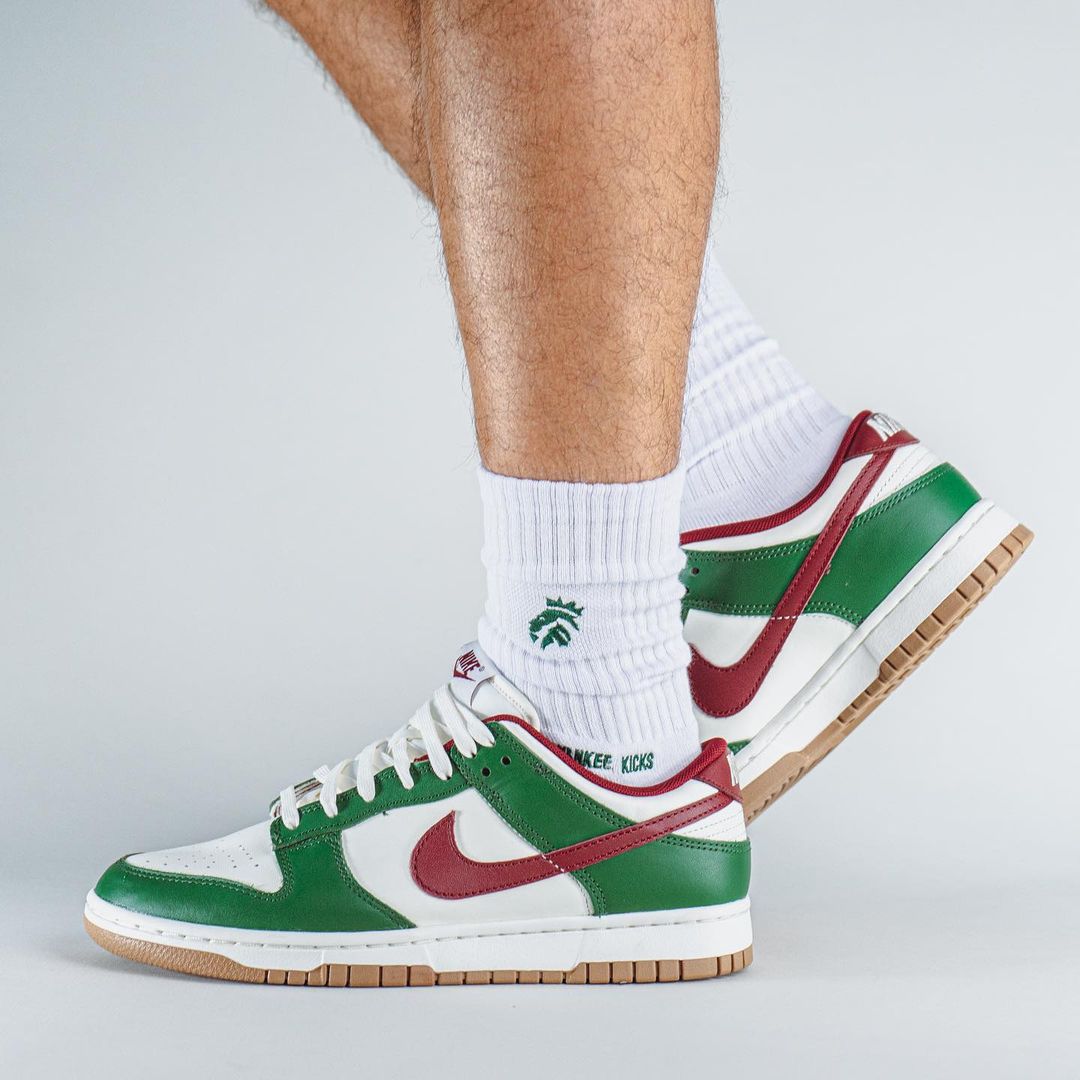 海外 10/1 発売予定！ナイキ ダンク ロー “ゴージグリーン/ホワイト/チームレッド” (NIKE DUNK LOW “Gorge Green/White/Team Red”) [FB7160-161]