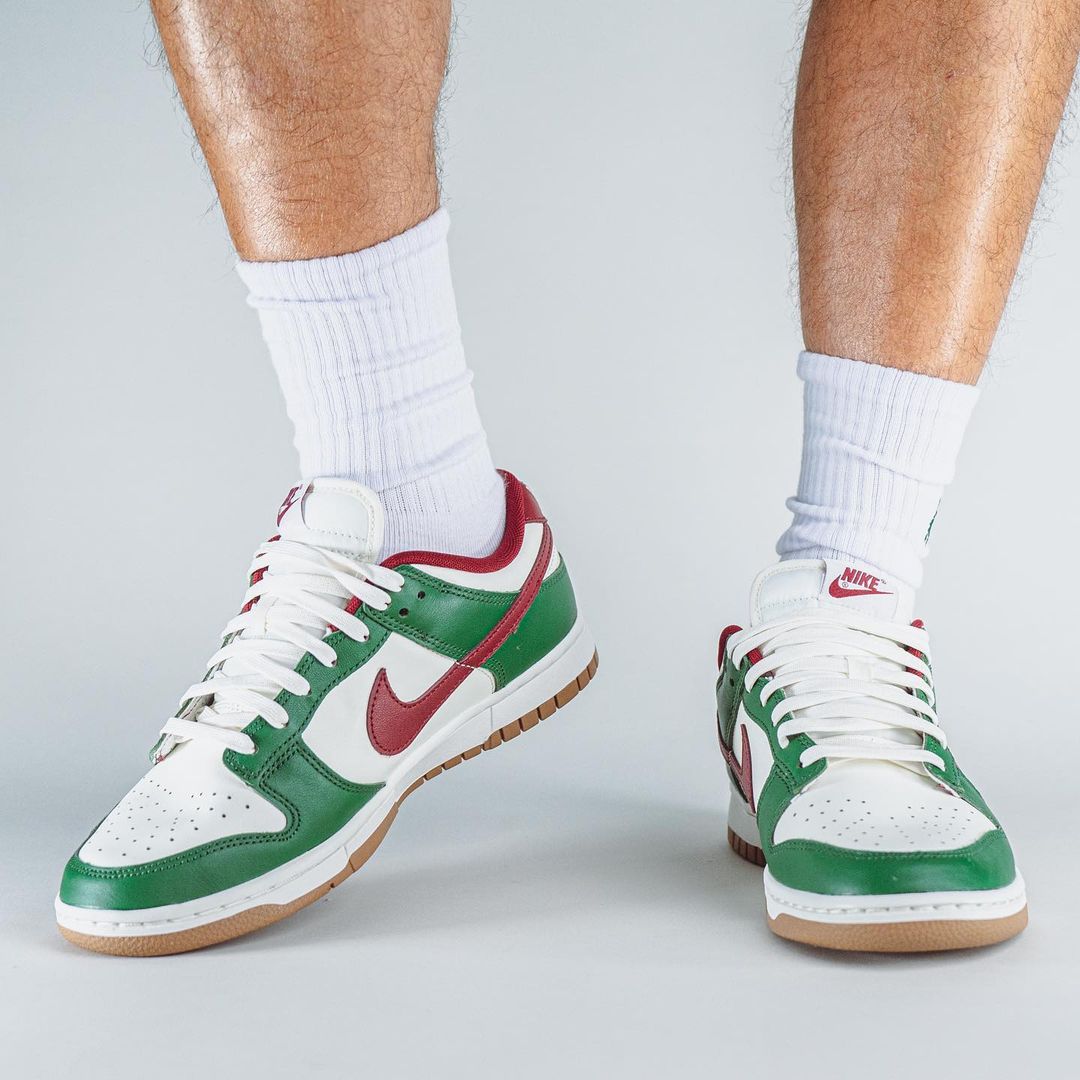 海外 10/1 発売予定！ナイキ ダンク ロー “ゴージグリーン/ホワイト/チームレッド” (NIKE DUNK LOW “Gorge Green/White/Team Red”) [FB7160-161]