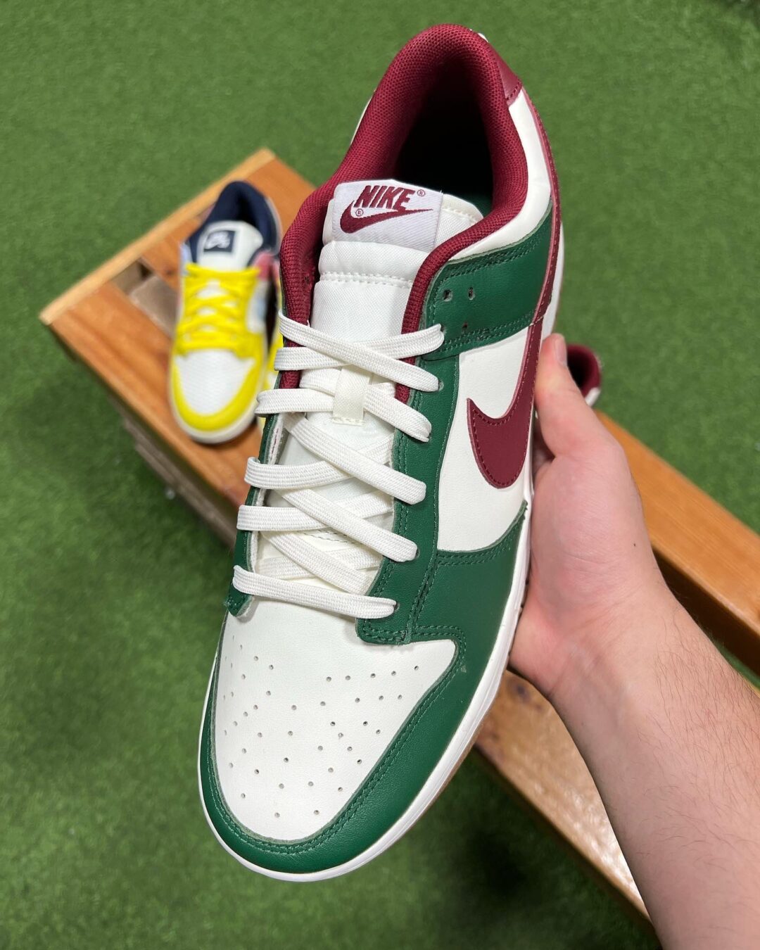 海外 10/1 発売予定！ナイキ ダンク ロー “ゴージグリーン/ホワイト/チームレッド” (NIKE DUNK LOW “Gorge Green/White/Team Red”) [FB7160-161]